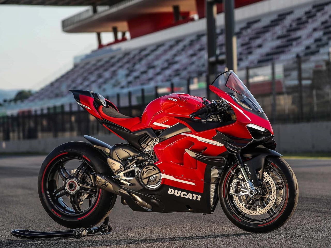 2020 Ducati Panigale V4, ფოტო 1