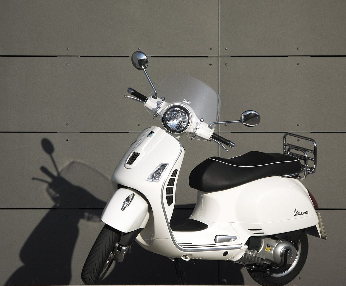2021 Vespa GTS 300, ფოტო 1